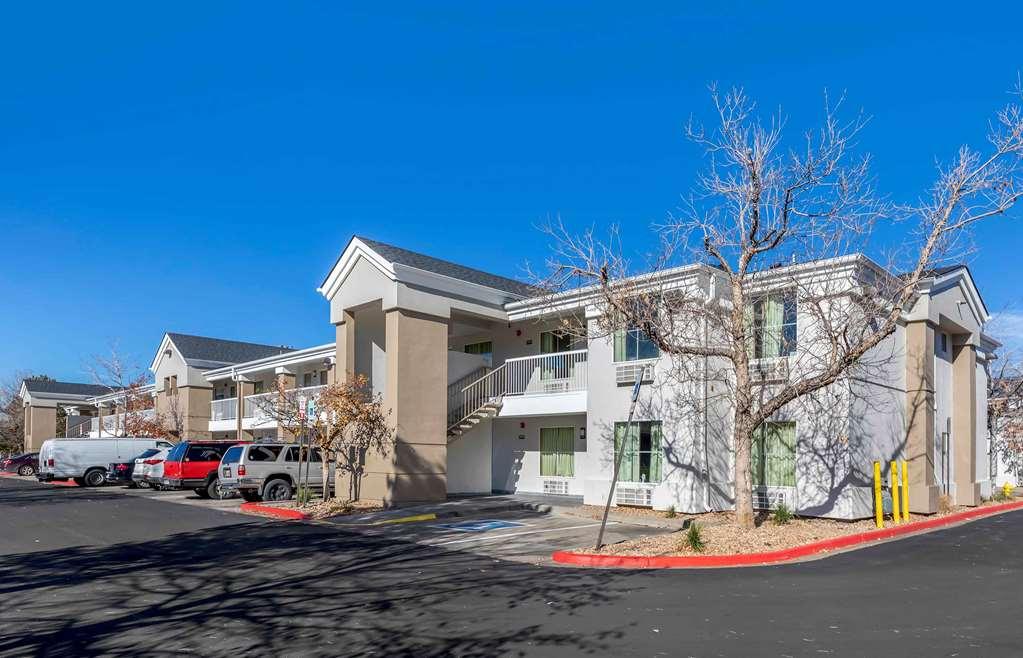 Extended Stay America Select Suites - Denver - Tech Center - Central Greenwood Village Εξωτερικό φωτογραφία